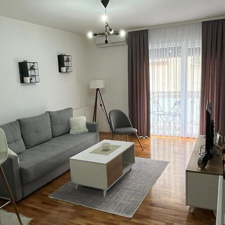 Apartman Lux Vranje Eksteriør bilde