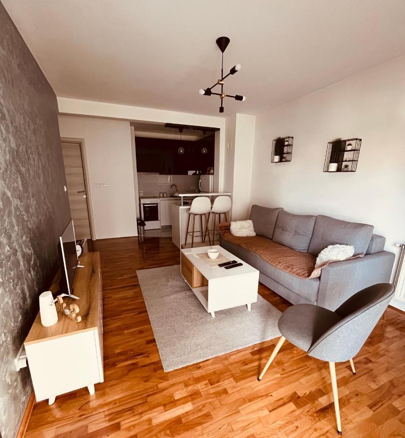 Apartman Lux Vranje Eksteriør bilde