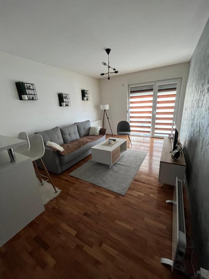 Apartman Lux Vranje Eksteriør bilde